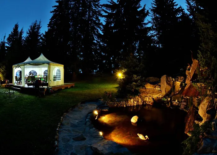 Cozy In Mountain Complex Pamporovo * 斯莫梁